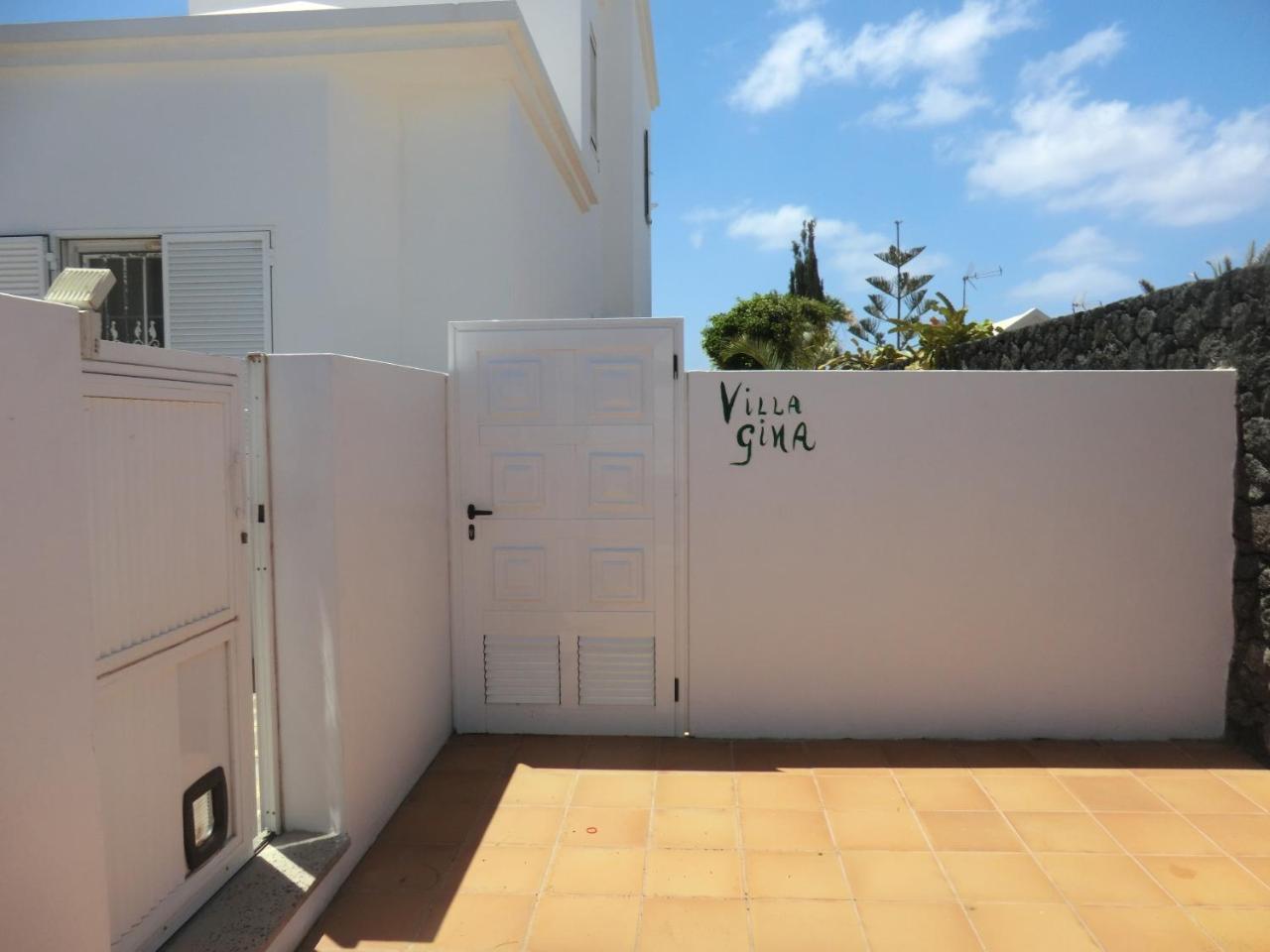 Apartments Gina Y Vista Oceano بويرتو ذيل كارمين المظهر الخارجي الصورة